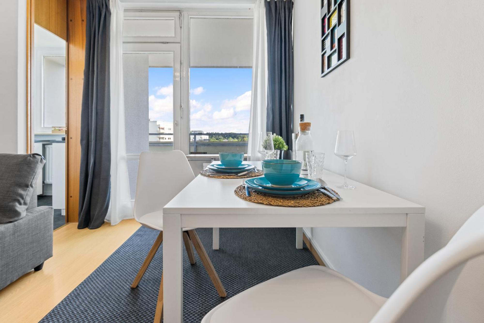 Sonniges City-Apartment Mit Suedbalkon Und Parklatz Neusass 外观 照片